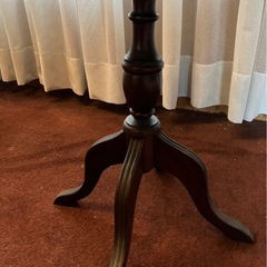 アンティーク調　サイドテーブル⑥ の画像