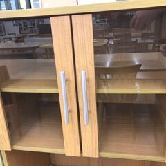 A-472 ★ジモティ割引あり★【リユースのサカイ野々市店】 食器棚(２枚扉) ライトブラウン W(幅)60×D(奥行き)40×H(高さ)117cm ※クリーニング済みの画像