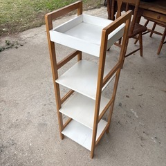 無料　木製ラック　棚　シェルフ　飾り棚の画像