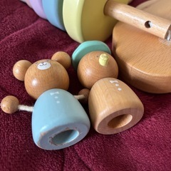 定価4,950円　重ねて数えて虹のリングタワーの画像