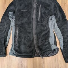 マムート　フリースの画像