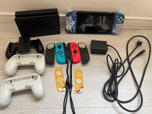 Nintendo Switch☆箱あり  別売りふ付属品おまけつき