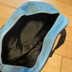 【新品・未使用】ポケモン モンスターボール＆ピカチュウデザイン ラウンドバッグ（プライズ品）の画像