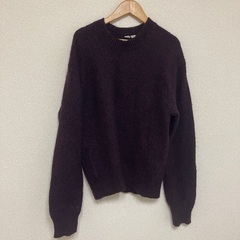 UNIQLO セーター/Tシャツ 濃い紫色 サイズMの画像