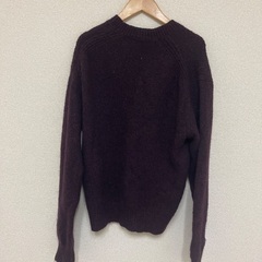 UNIQLO セーター/Tシャツ 濃い紫色 サイズMの画像