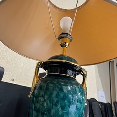 間接照明 ベッドサイドランプ の画像