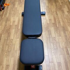 [リーディングエッジ] トレーニングベンチ マルチポジションベンチ 耐荷重300kg 高重量 角度調整 折り畳み式の画像