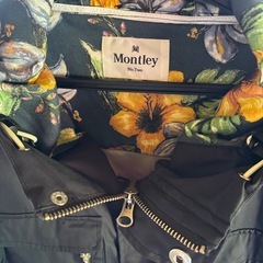 Montley No.Two ブラック ナイロンジャケットの画像