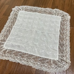 ホワイト　レースのハンカチの画像