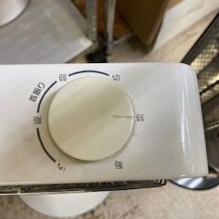 ID:575561　カーボンヒーター　山善　２０１８年製の画像