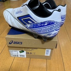 umbro サッカー　スパイク　28cm
の画像