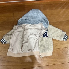 子供服　90サイズ　アウターの画像