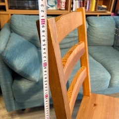 木製イスの画像