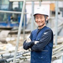 ご紹介キャンペーン中！！やる気のある方大募集！！職人さんのお手伝い日当１１０００～　Wワーク可能！の画像