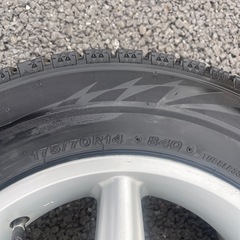 スタッドレスタイヤセット 175/70R14の画像
