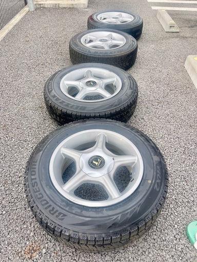 スタッドレスタイヤセット 175/70R14