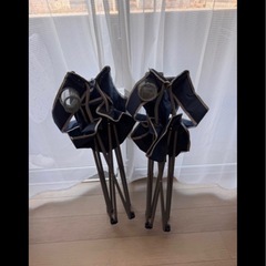 アウトドア用　折りたたみテーブル・チェア2脚の画像