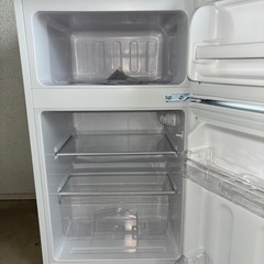 💥福岡市東区配送設置無料🌈　ヤマダオリジナル　高年式 3点セット　冷蔵庫(2024年製) 85L 洗濯機(2025年製)　4.5kg 電子レンジ(単機能　2025年製)の画像