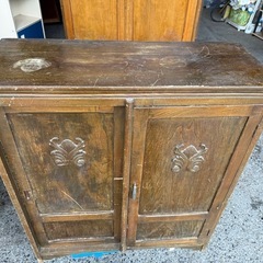 昭和レトロな下駄箱の画像