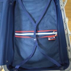 大型　スーツケースの画像