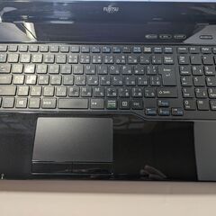 中古パソコン富士通Core i5黒SSD500GB★Windows11の画像