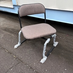 カインズホーム　立ち上がりやすいかいてんいす回転イスの画像