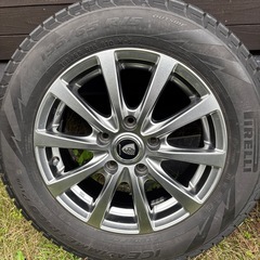 ピレリスタッドレスタイヤホイールセット
の画像