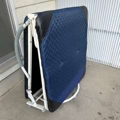 移動式折りたたみベッド。自己紹介必見。の画像