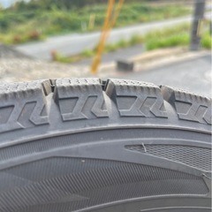 ワンシーズンのみ使用‼︎2023年製スタッドレスタイヤ155/65R13 　軽自動車用　
ダンロップ　ウィンターマックス2  の画像