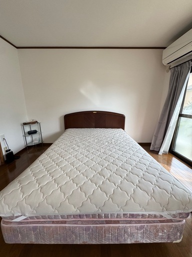 シモンズ　ダブルベッド