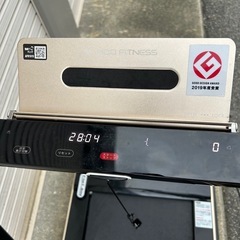 定価16万円 ALINKOフラット ランニングマシン ゴールドの画像