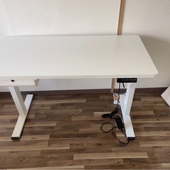 昇降デスク flexispotの画像