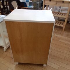 ★リユースのサカイつくば店★TK7160  食器棚 ホワイト H90×D45×W60 クリーニング済みの画像