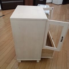 ★リユースのサカイつくば店★TK7160  食器棚 ホワイト H90×D45×W60 クリーニング済みの画像