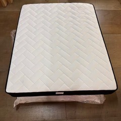 クィーン　サイズ　　　　マットレス　ポケットコイルの画像