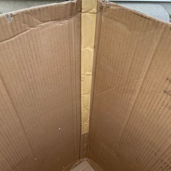 ‼️18インチのホイールが入ってたダンボール箱の画像