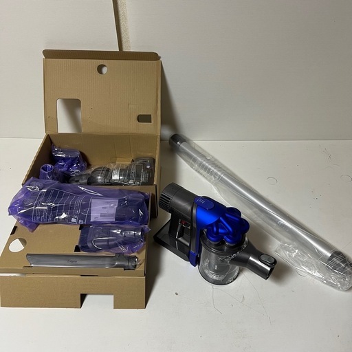未使用品　Dyson ダイソン　掃除機
