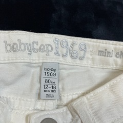 【babyGAP】白デニム【80.】の画像