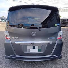 【車検☆令和8年10月まで☆支払総額25万円】平成23年　ホンダ　フリード　ハイブリット　グレー　2WD　6人乗り　　走行距離140,200㎞　片側スライドドアの画像