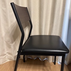 アンティーク調チェアーの画像