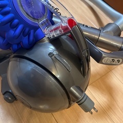 ダイソンコード掃除機　dysonの画像