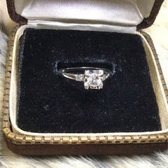 11/6限定！希望価格￥240000円が、あり得ない超特価！　激レア、三越刻印あり！レトロデザインが新鮮/銀座三越購入のダイヤモンドリング0.25ct 11号 の画像