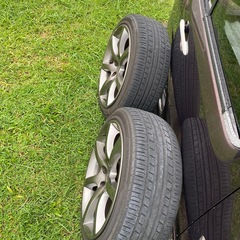 インフィニティ純正アルミタイヤホイールの画像