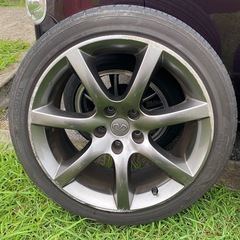 インフィニティ純正アルミタイヤホイールの画像