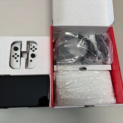 NINTENDO Switch 有機ELモデル　美品です　ホワイト　ニンテンドー　スイッチ　の画像