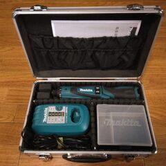 マキタ充電式ペンドライバドリルDF010Dの画像