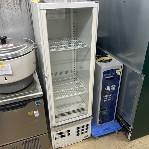 6813【程度良好】Panasonic スイング扉 タテ型壁ピタタイプショーケース 冷蔵ショーケース SMR-R70SKMC