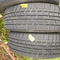 セレナ　スタッドレスタイヤの画像