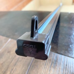 新品　カーテンレール　ブラウンの画像