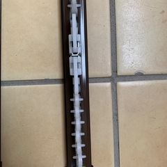 新品　カーテンレール　ブラウンの画像